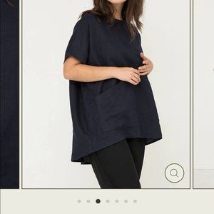 Elizabeth Suzann Harper tunic in navy mid weight linen.  One size fits MOST